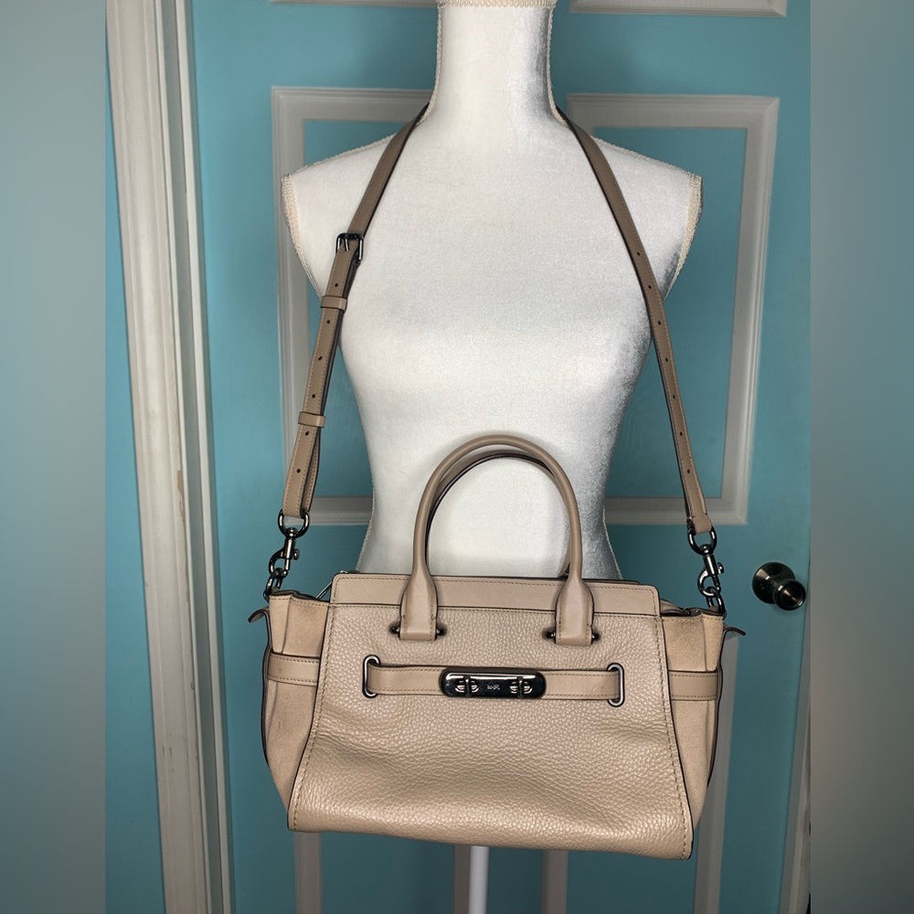 Coach Handbag 12117 Pebbled Leather Beige/Cream